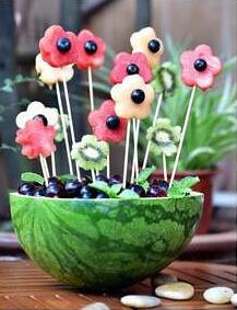 西瓜盆栽水果拼盘做法步骤图  让你的食欲幸福得像花儿
