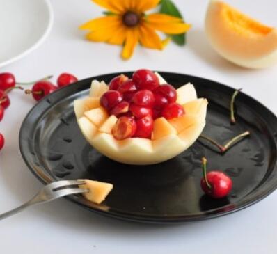 创意水果拼盘(步骤图解) 让甜瓜水果盏带你清凉一夏
