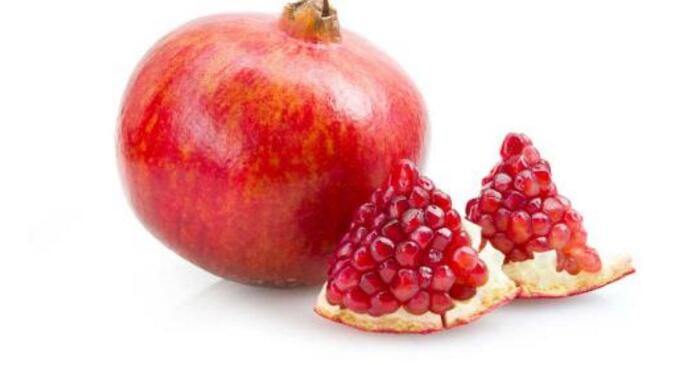 口腔溃疡吃什么水果，多吃这五种水果好得快！