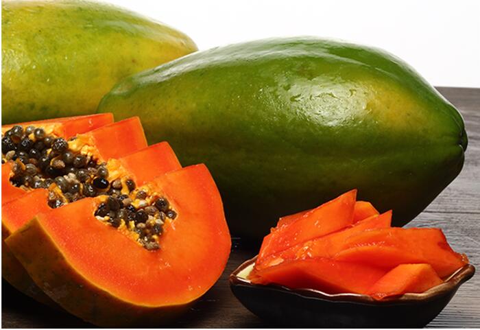 木瓜的功效与作用，味道甜美清热止咳丰胸都不错！